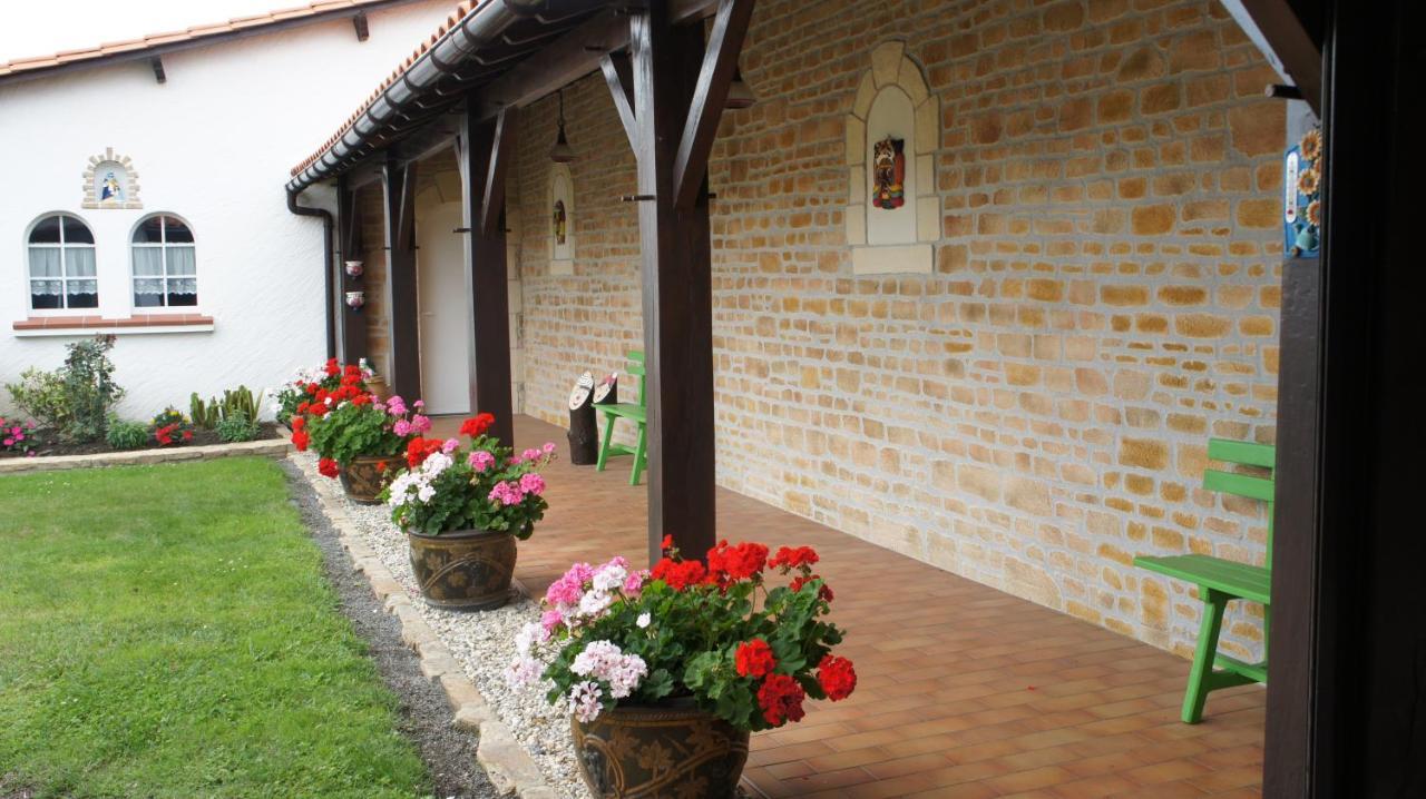 Chez Bernadou Hotel Machecoul Exterior foto